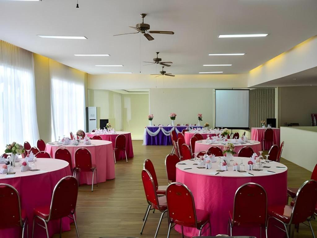 Bali Rich Villa Tuban  Exterior photo