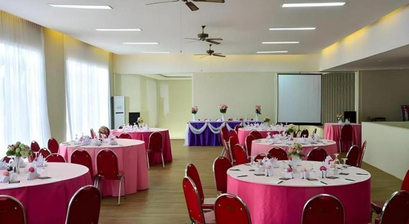 Bali Rich Villa Tuban  Exterior photo