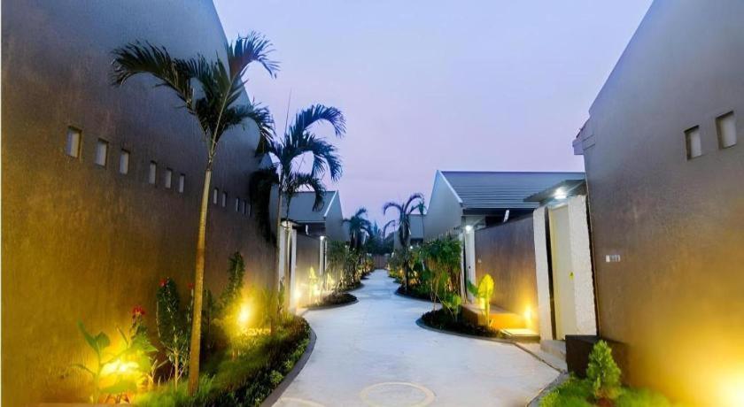 Bali Rich Villa Tuban  Exterior photo
